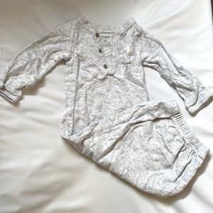 One size baby sleep gown